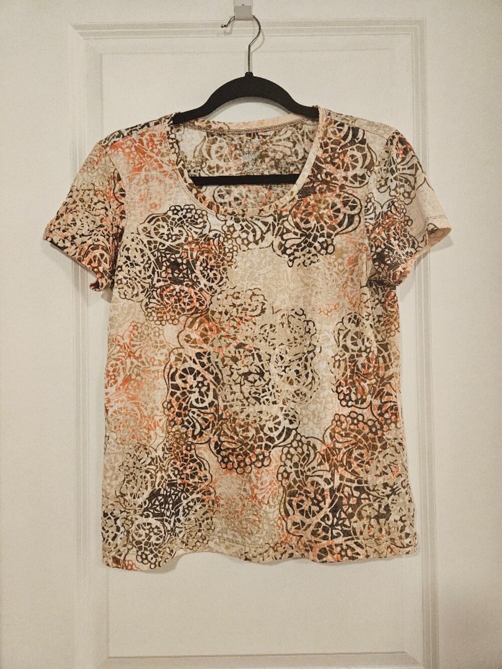 Chico's Zenergy Mosaic Medallion Print Top Sz 1/US M Coral Beige Brown